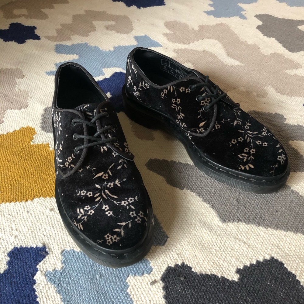 Iconic 90s floral velvet doc marten 1461 oxfords